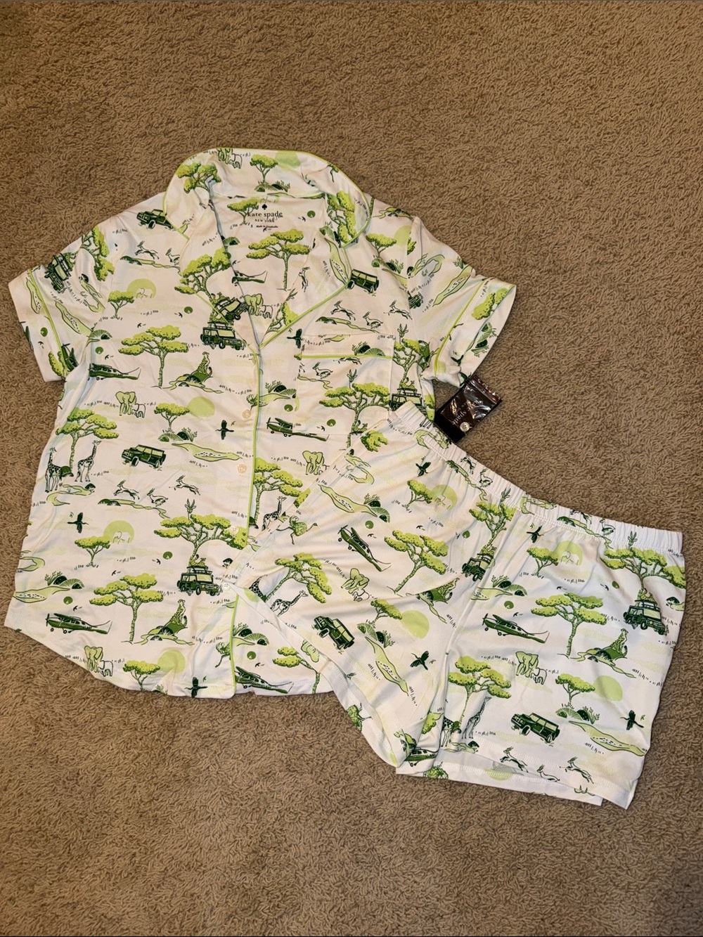 kate spade White and Green Safari-Print Short Pajama Set